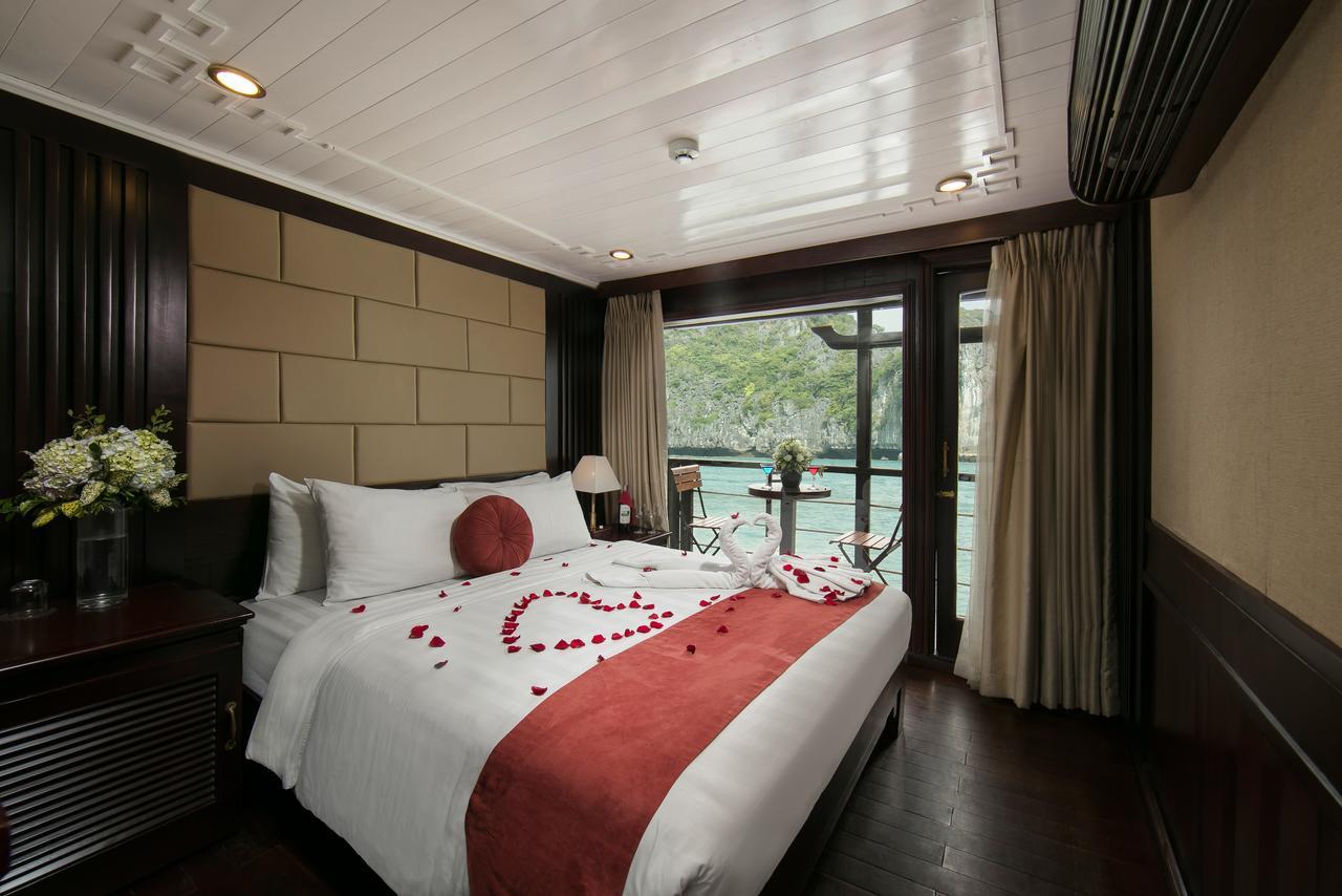 Halong Majestic Legend Cruise Hotel Ha Long Exterior photo